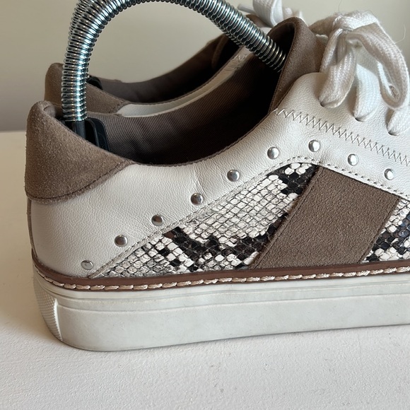 Crown Vintage Kalinda Snakeskin Suede Studded Fashion Sneaker Size 7 - Picture 7 of 12